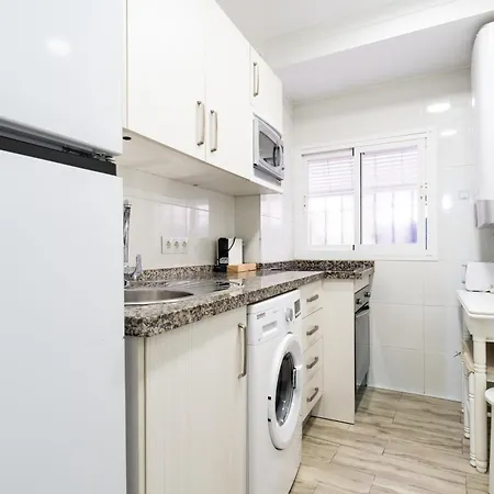 Pelayo Center Apartment *